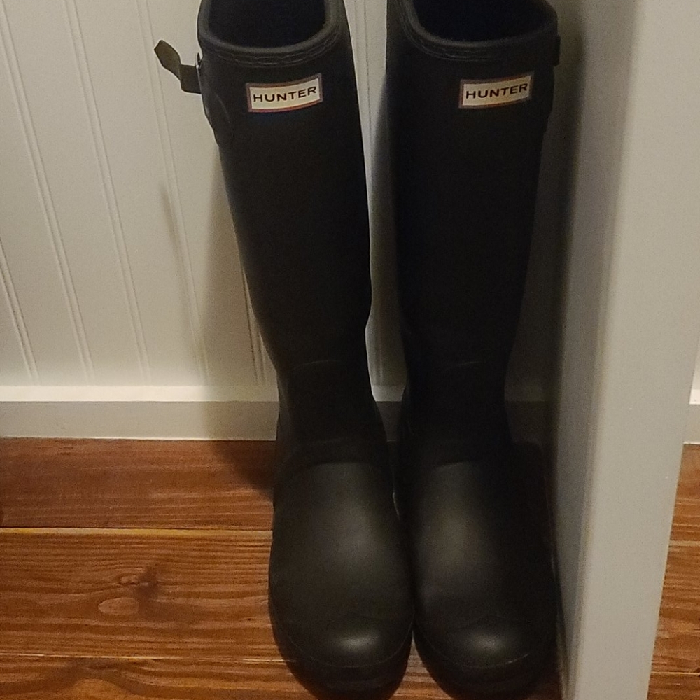 🗣🗣🗣Hunter Slim Boots Final Price Drop